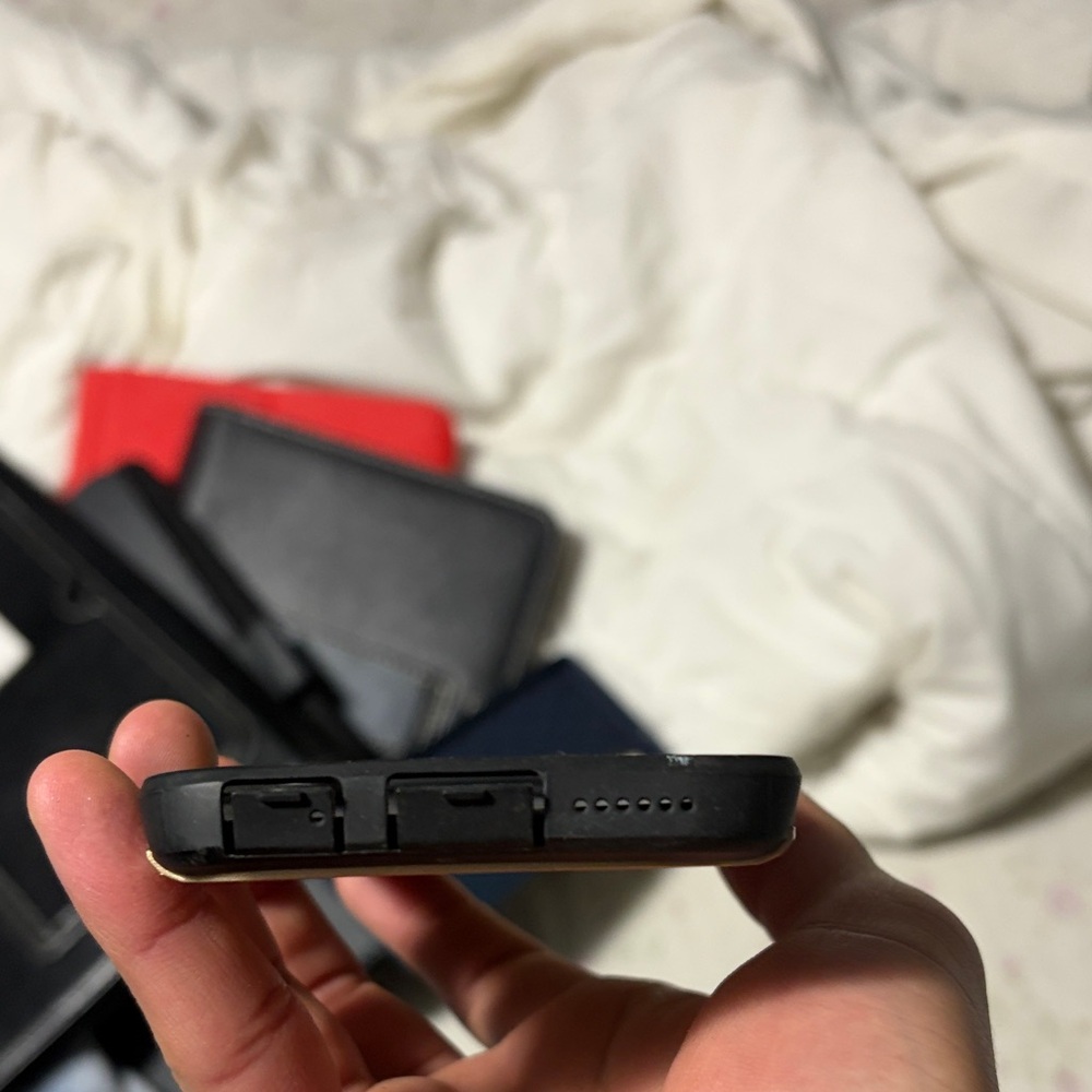 Gold Phone Case - Picture 2 of 3